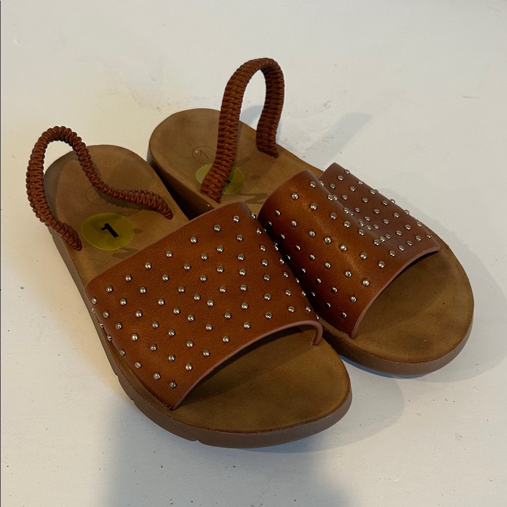 Kids Studded Brown Slide Sandals
